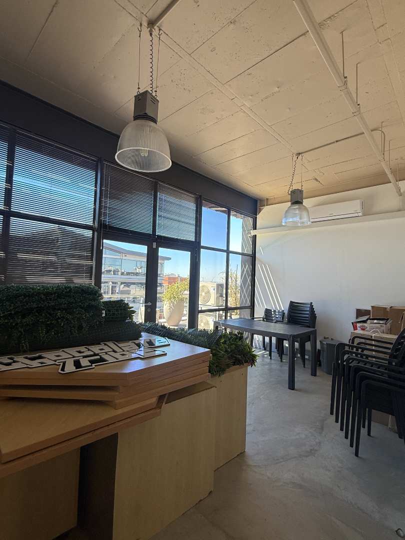 To Let Commercial Property for Rent in De Waterkant Western Cape